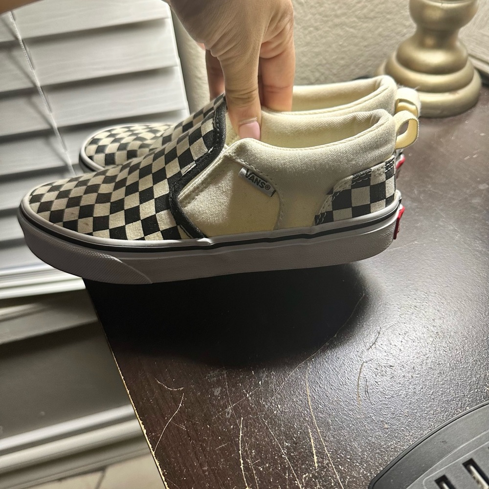 Youth Vans size 4